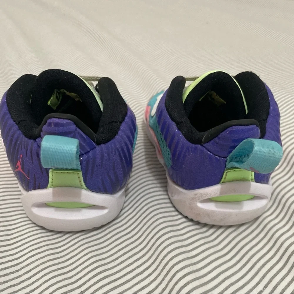 JORDAN TATUM 6T “WAVE RUNNER” Basketball Shoes